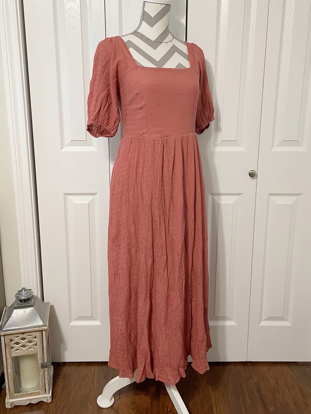 Women’s Square Neck Rust Midi Dress